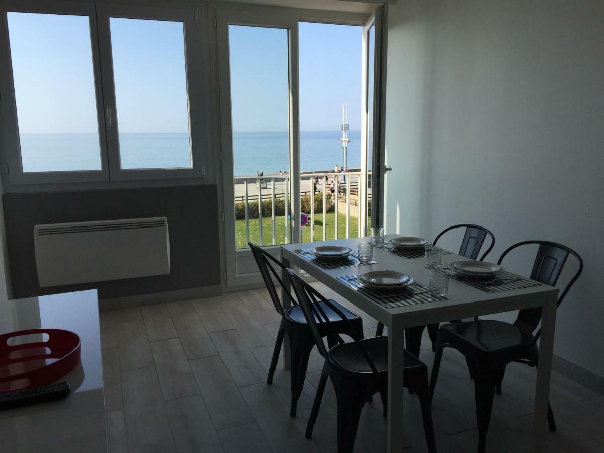 Entre Mer Et Falaises Le Tréport Esterno foto
